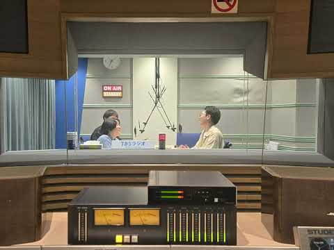 4【おまけ】スマホの裏のステッカー サムネイル