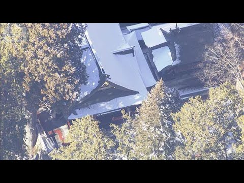 積雪で県道通行止め　参拝客ら約130人神社で一夜　埼玉・秩父市(2026年1月4日) サムネイル