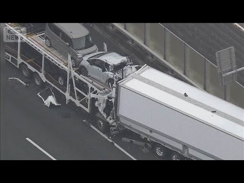 伊勢湾岸道でキャリアカーなど4台が絡む事故　男性が意識不明の重体【スーパーJチャンネル】(2026年2月24日) サムネイル
