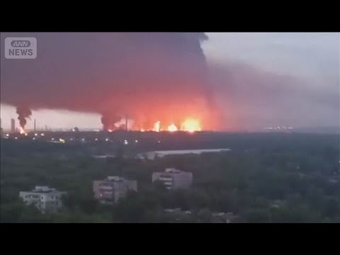 ウクライナ軍がロシア攻撃　4人死亡　ドローンが高層住宅2棟に直撃　石油施設も炎上(2026年5月15日) サムネイル