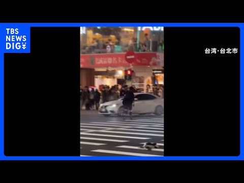 台湾“有数の繁華街”で切りつけ3人死亡　男が発煙弾を投げ刃物を…日本人旅行者が遭遇「エスカレーターを逆走するような形で… サムネイル