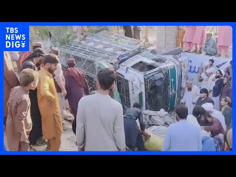 アフガニスタンで帰還した難民を乗せたトラックが横転　22人死亡｜TBS NEWS DIG サムネイル